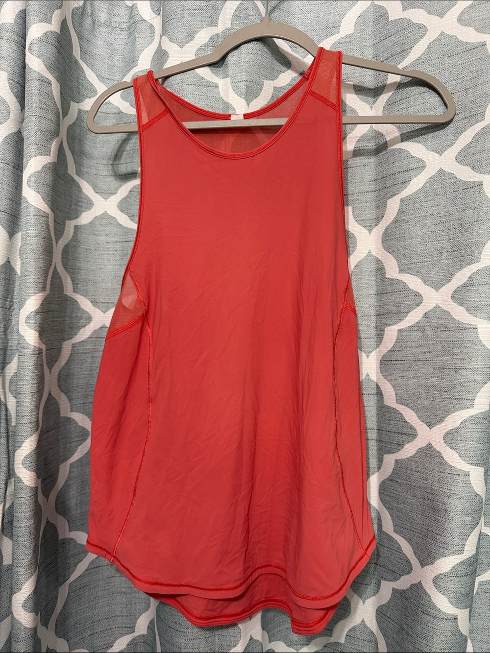 lululemon athletica Sculpt tank Coral Mesh-Accent Active Tank small flaw